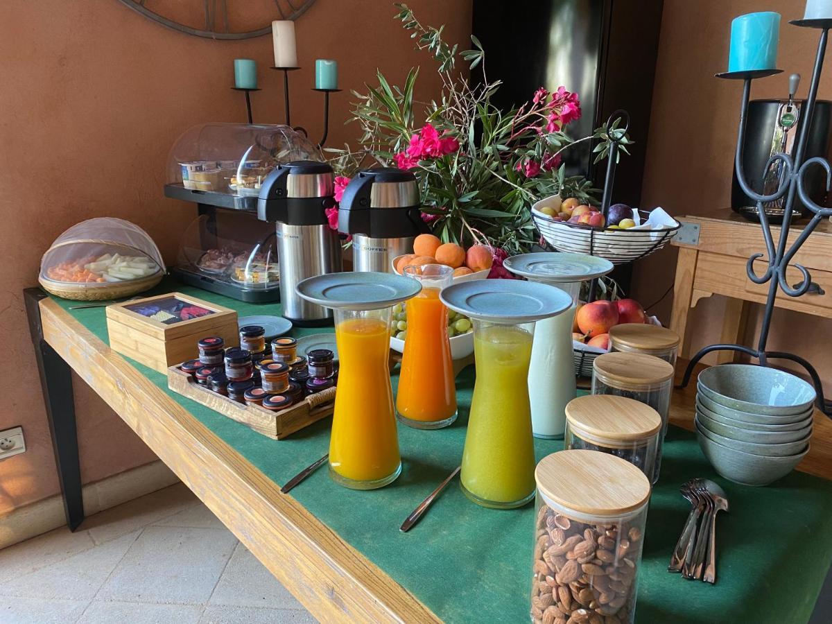 Bed and Breakfast Hestia Robion en Luberon Экстерьер фото