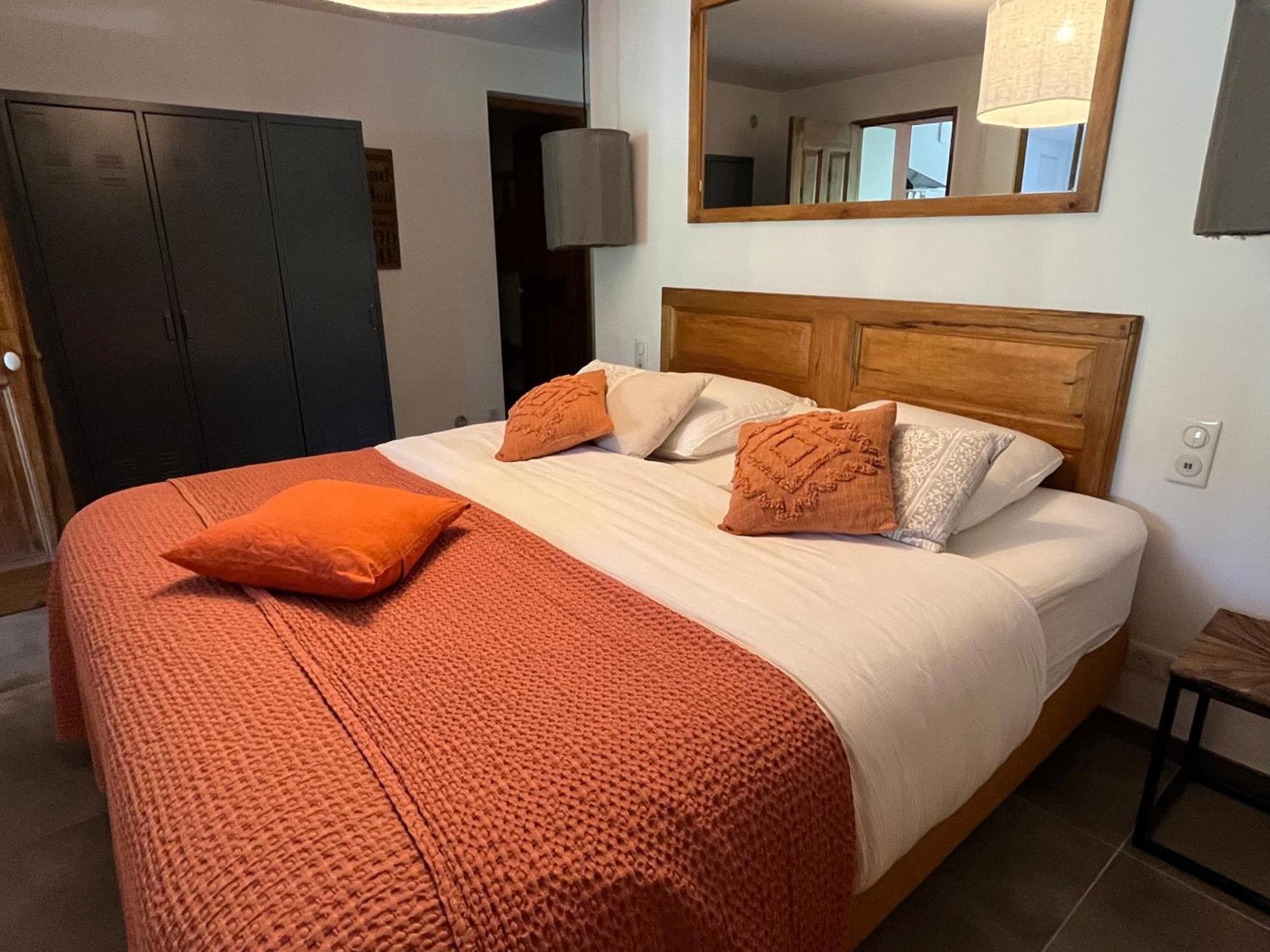 Bed and Breakfast Hestia Robion en Luberon Экстерьер фото
