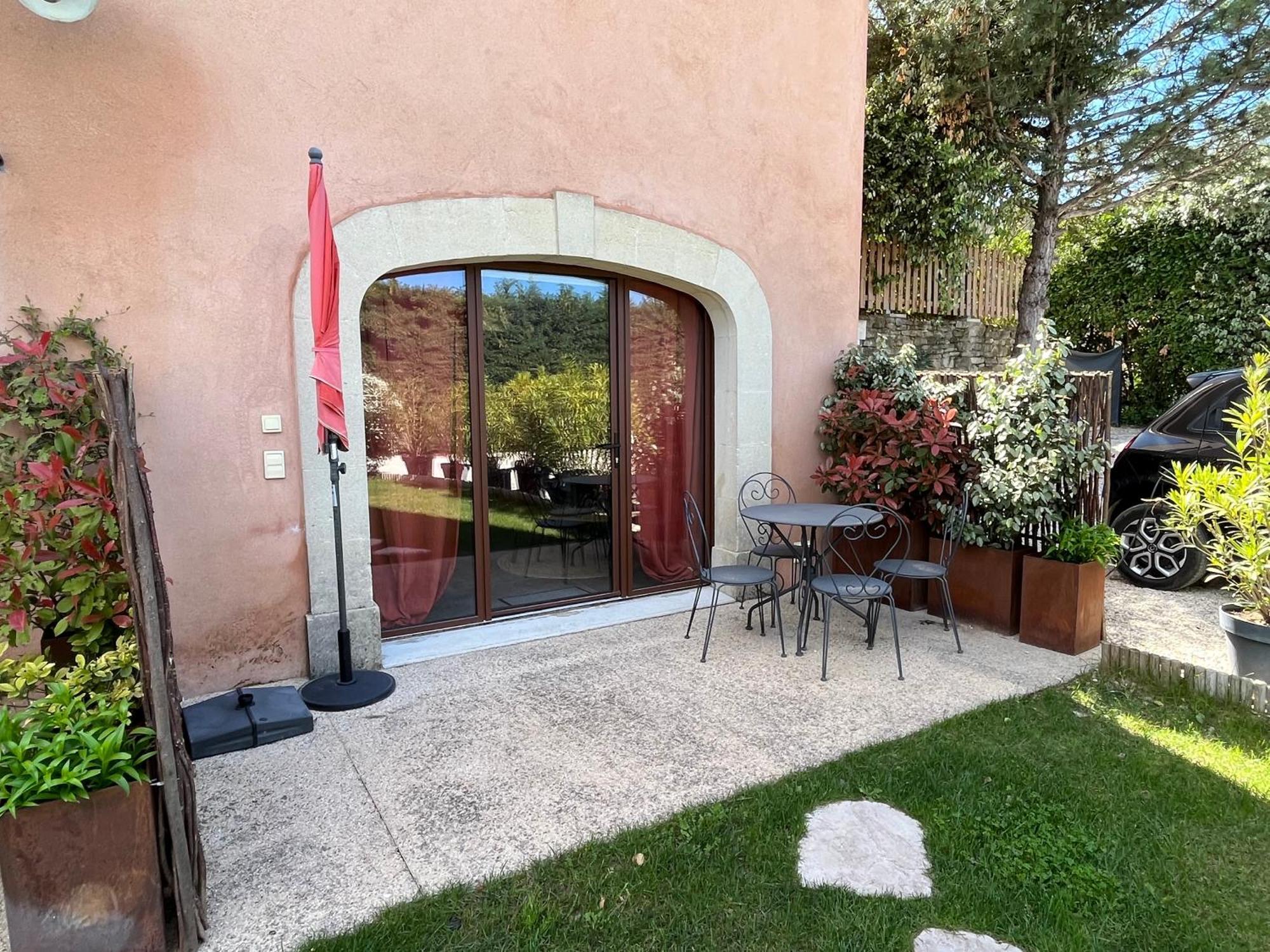 Bed and Breakfast Hestia Robion en Luberon Экстерьер фото