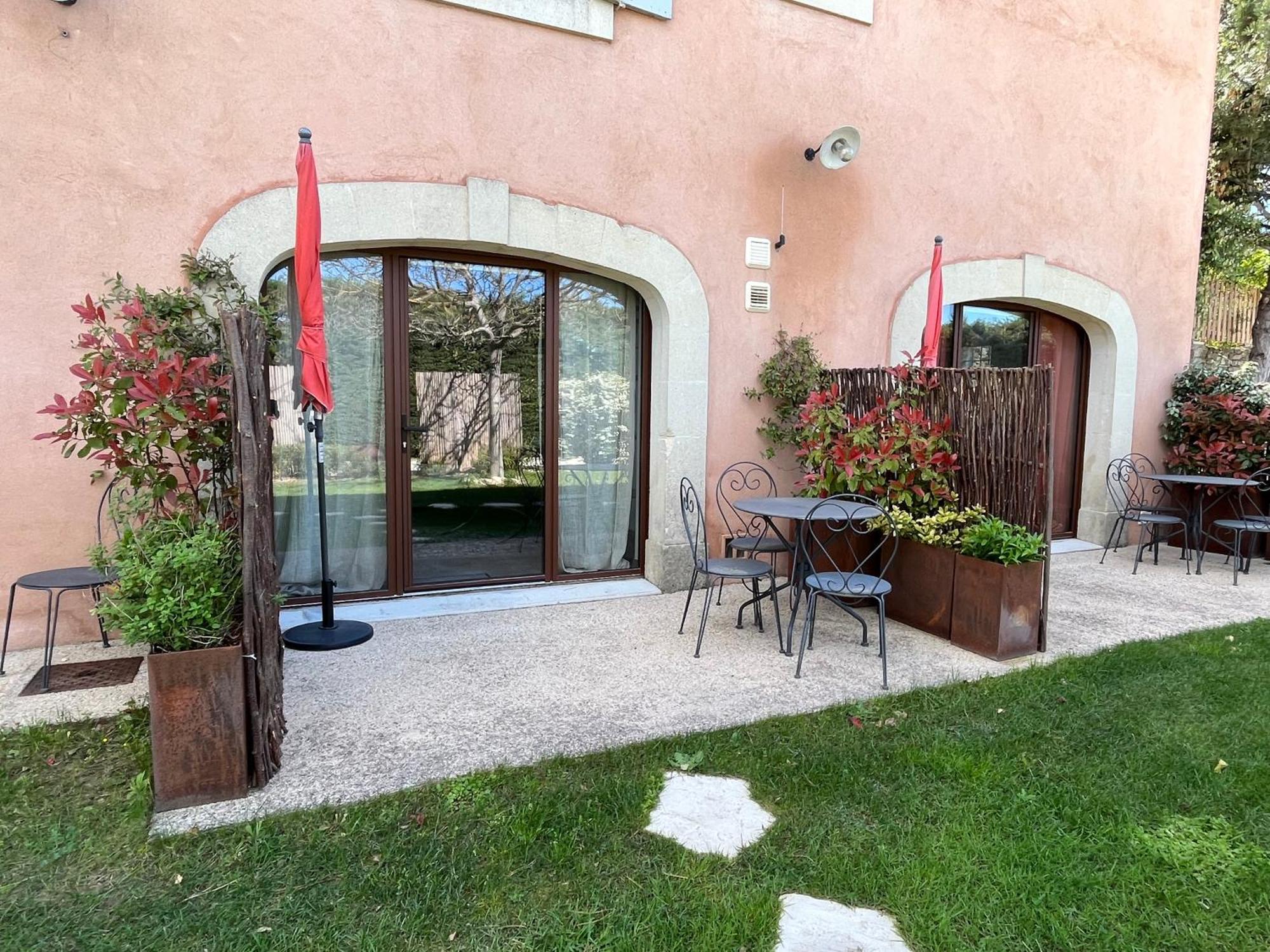 Bed and Breakfast Hestia Robion en Luberon Экстерьер фото